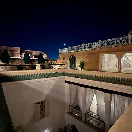 Riad Tizwa Marrakech Bed & Breakfast Marrakesh Exterior photo