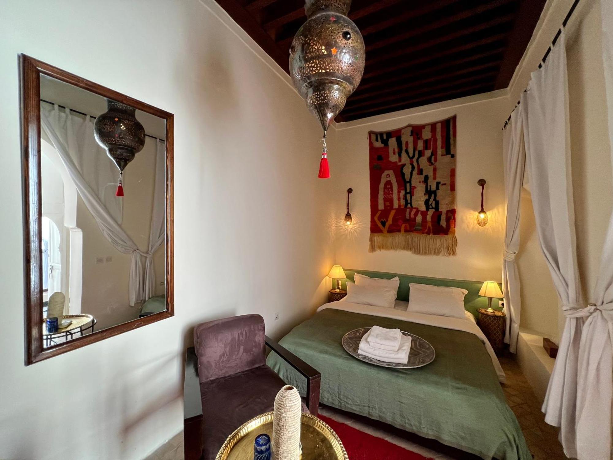 Riad Tizwa Marrakech Bed & Breakfast Marrakesh Exterior photo