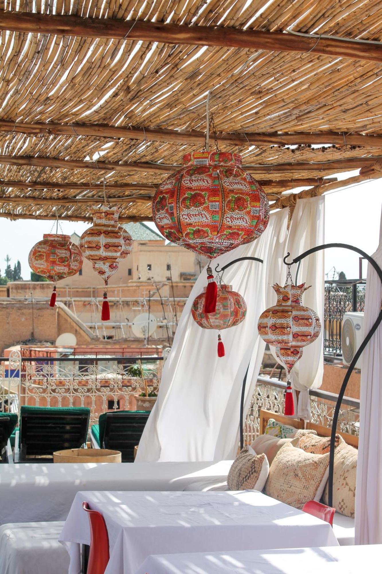 Riad Tizwa Marrakech Bed & Breakfast Marrakesh Exterior photo