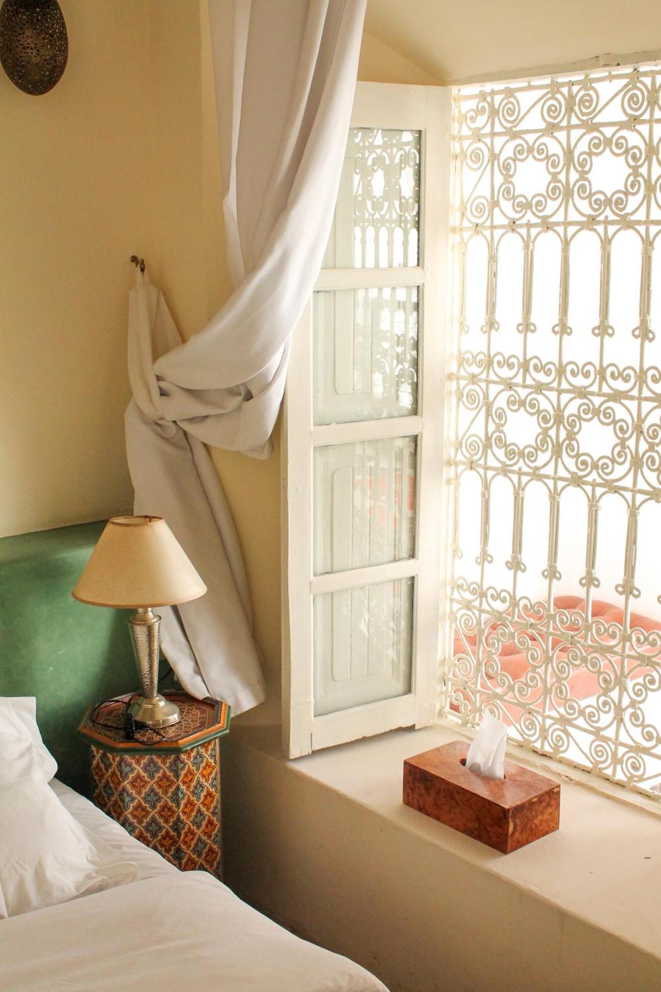 Riad Tizwa Marrakech Bed & Breakfast Marrakesh Exterior photo